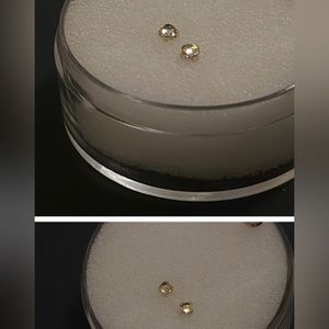 Gently used BVLA moonstone cab threadless ends✨✨✨